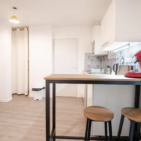 Le Poirier De Plumereau Apartamento Tours